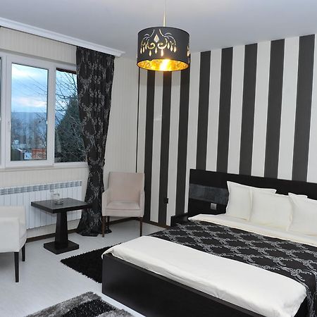 Eros Motel Sandanski Ngoại thất bức ảnh