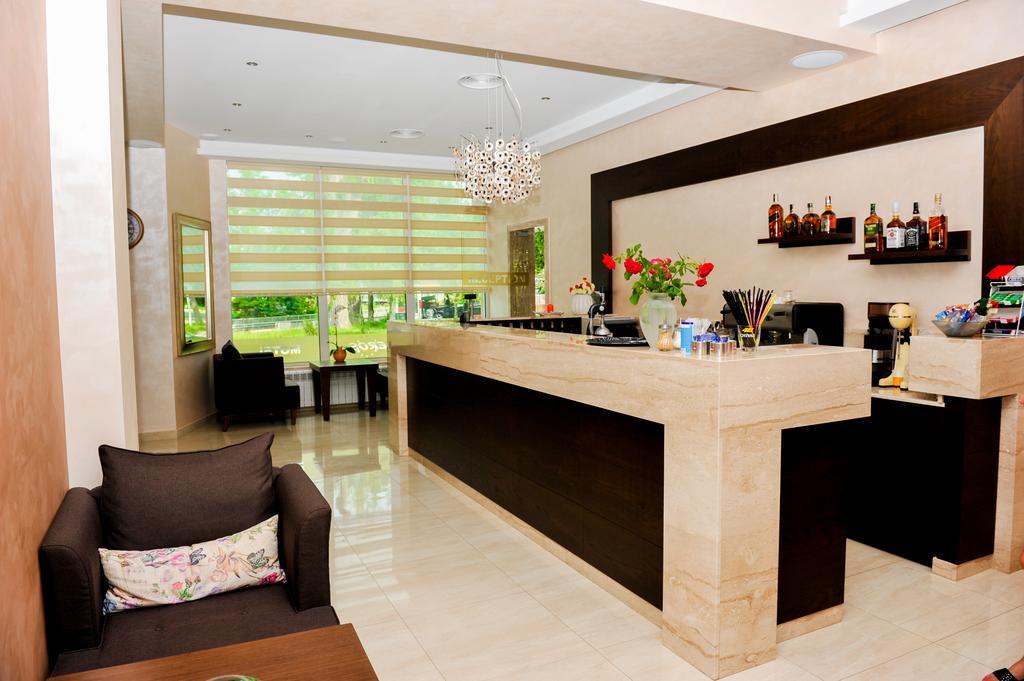 Eros Motel Sandanski Ngoại thất bức ảnh
