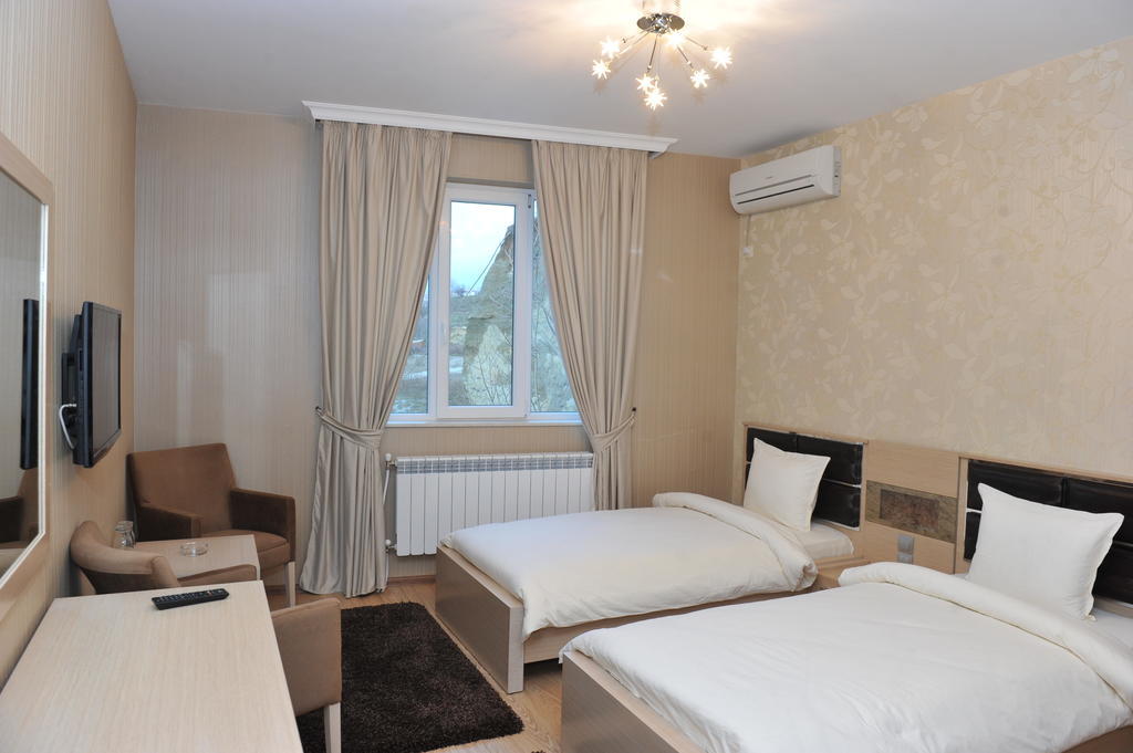 Eros Motel Sandanski Ngoại thất bức ảnh